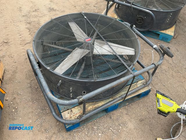Lot 2-69235 - Dayton Rolling Industrial Fan