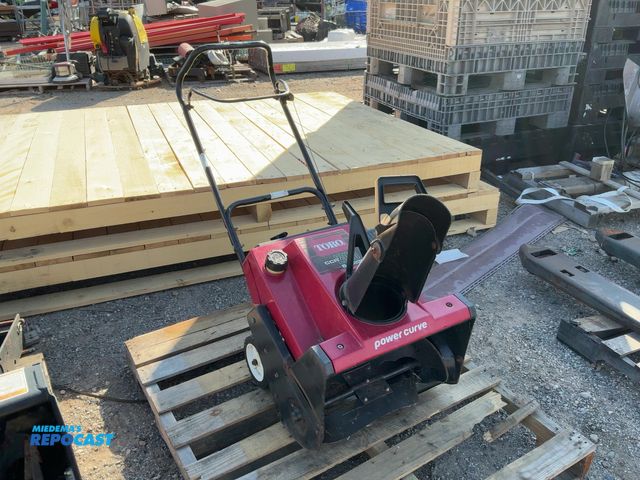 Lot 2-67763 - TORO model CCR-2500 walk-behind snowblower, has a 5hp motor with R-Tek starting, has a 20" wide cut,...