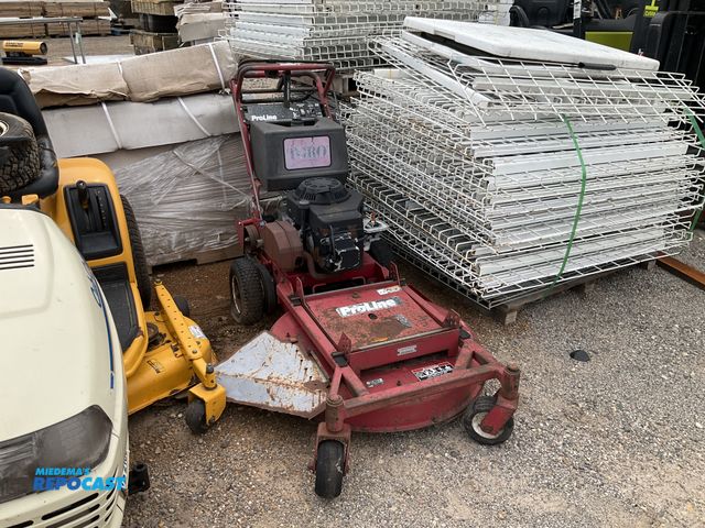 Lot 2-91348 - Toro Push Mower Toro proline push mower