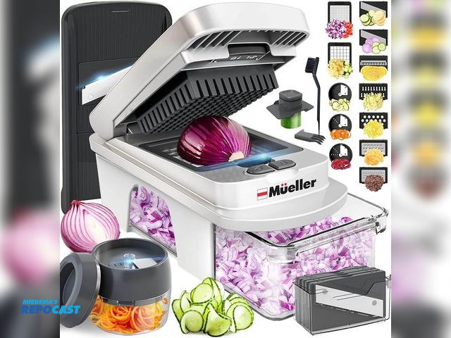 Lot 2-73105 - Mueller Pro Series Ultimate Chopper/Slicer &amp; Spiralizer Model: MC-870 WG