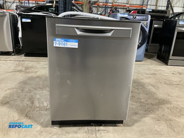 Lot 2-91161 - Scratch & Dent Frigidaire Gallery  GDPP4515AF2B Dishwasher