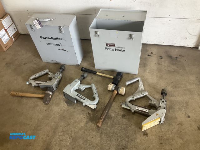 Lot 2-33367 - (2) Porta-Nailer 501 face nailers, (1) 401 tongue and groove nailer and (2) metal cases