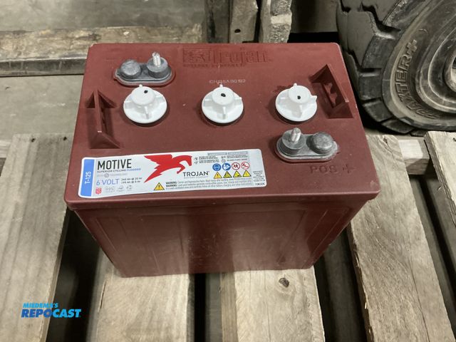 Lot 2-92763 - Trojan CH135B0192 Battery