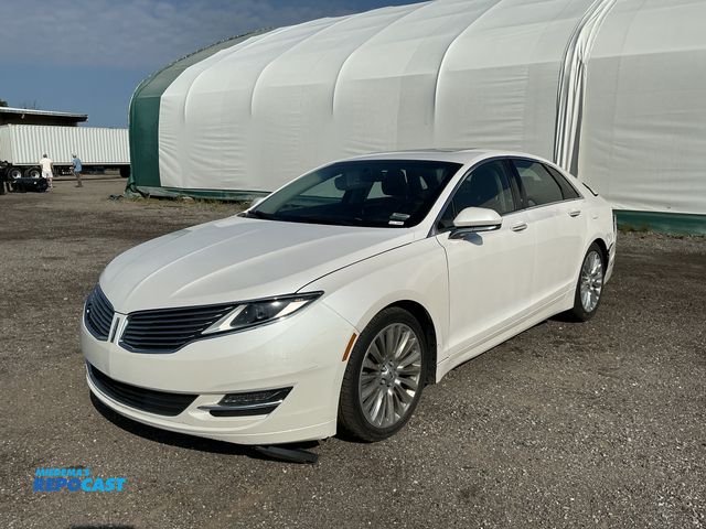 Lot 2-90464 - 2016 Lincoln MKZ AWD Sedan AWD