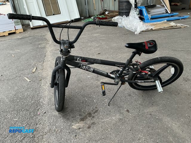 Lot 2-96575 - Thruster Freestyle GS3617 Kids Bike