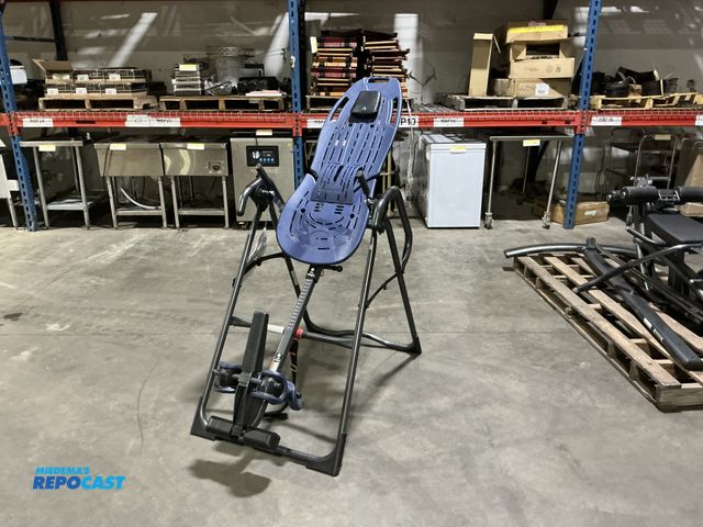 Repocast.com - Lot 2-46463 - Teeter EP-960 Inversion Table BANK SEIZED
