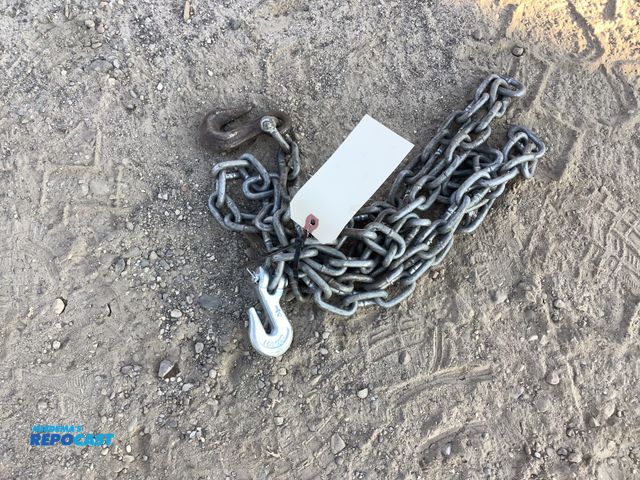 Lot 2-95008 - 1/4 x 9-foot Log Chain with 2 grab hooks