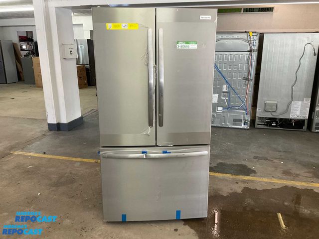 Lot 2-60912 - Scratch & Dent Frigidaire  FRFN2813AF4 Refrigerator/Freezer