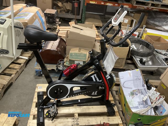Lot 2-67877 - SPB-1508 exercise bike with adjustable difficulty and a display mount