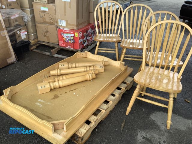 Lot 2-64165 - Table Chair Lot of 4 kitchen chairs and 1 table light brown wooden with green tile work on table 62”...