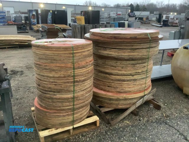 Lot 2-92826 - Lot of (2) pallets of Plywood Rounds - approx. 36" - 46" diameter