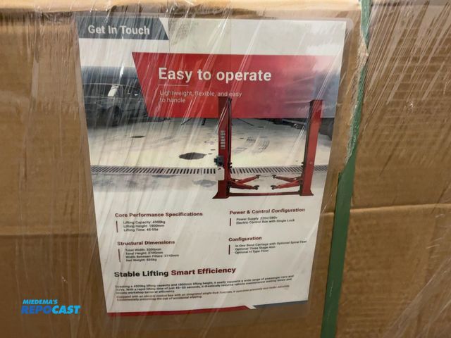 Lot 2-21914 - New SDLANCH Model TPL Two Post Lift, 4500 KG Lifting Capacity, 1800mm Lifting Height, 220/380 Volt E...