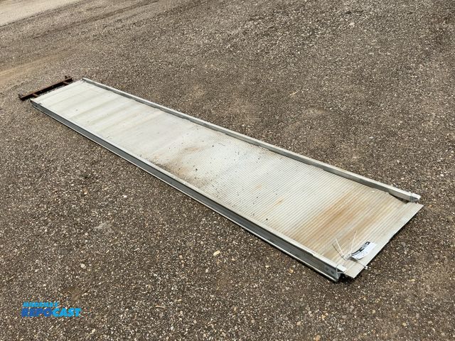 Lot 2-11070 - Used Aluminum Ramp for Box Truck, approx. 13’8” long x 26-1/4” wide, 24” wide between sides, missing...