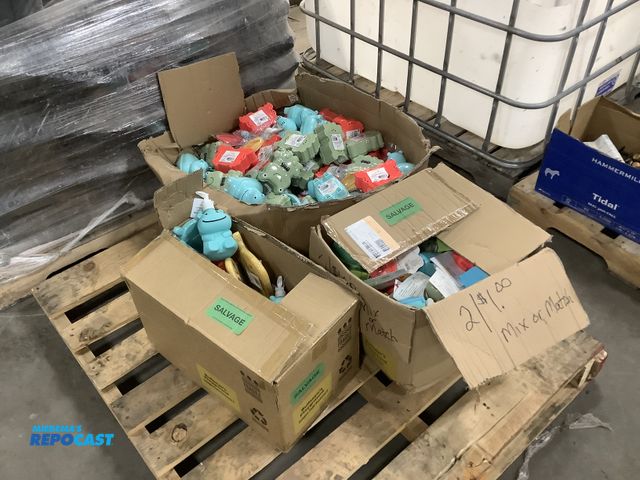 Lot 2-19442 - (Three boxes) New Baby/children items including mirrors, soap dishes, tube squeezers and toppers, so...