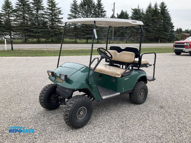 Lot 2-61534 - 1998 E-Z GO Golf Cart