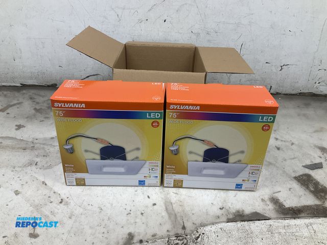 Lot 2-68891 - (20) boxes of sylvania Quad LED Recessed kit each box has (2) lights inside
