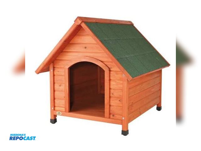 Lot 2-33714 - trixie dog house with measurements of 30.25” x 32.25” x 34.5”