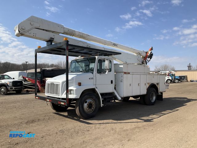 Lot 2-42946 - 1997 Freightliner FL70 Bucket Truck