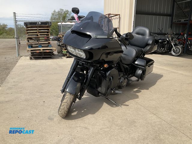 Lot 2-24186 - 2021 Harley Davidson FLTRK Limited Motorcycle