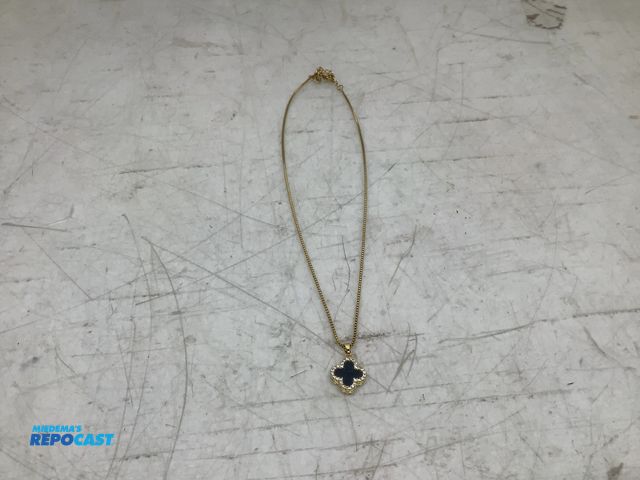 Lot 2-75522 - New Four-leaf (black and white stoned) double sided gold chain necklace