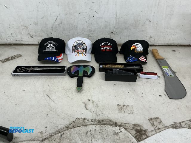 Lot 2-76885 - lot of various Knives, Ballcaps, &amp; (1) Scissors Dagger
