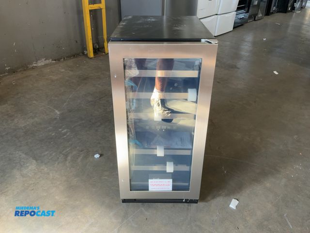 Lot 2-67699 - Scratch & Dent Vinotemp EL-WCU113-03 28-Bottle Dual-Zone Wine Cooler