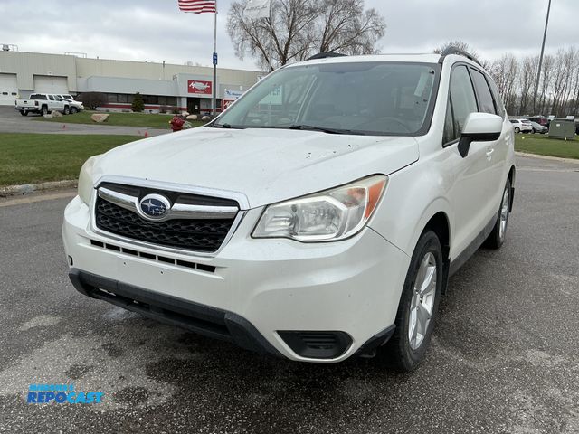 Lot 2-93007 - 2015 Subaru Forester SUV AWD