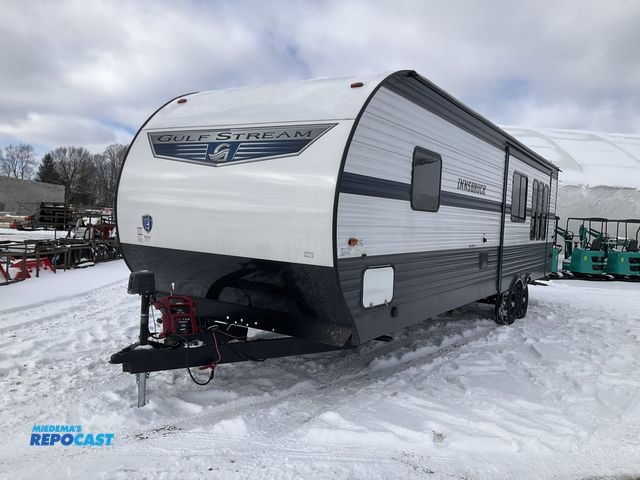 Lot 2-22851 - 2023 Innsbruck 295SBW Camper Travel Trailer
