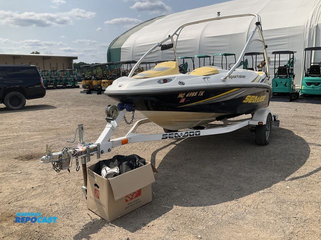 Lot 2-10565 - 2006 Seadoo Sportster 215 15ft 3in Jet Boat