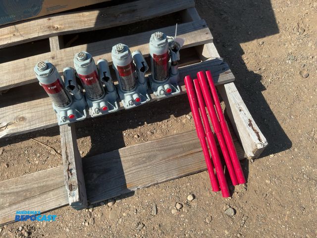 Lot 2-30874 - (4) Pro-Lift 2 Ton Bottle Jacks, Work