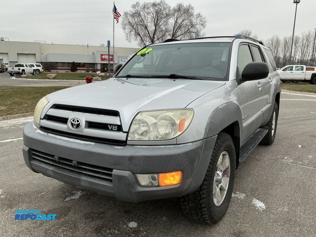 Lot 2-65422 - 2003 Toyota 4Runner SR5 SUV 4x4