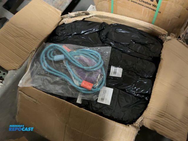 Lot 2-13704 - box of approx 85 dog leashes