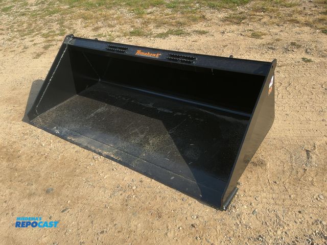 Product 2-3017 - New Tomahawk 66" Skid Steer Bucket, Universal Quick Attach