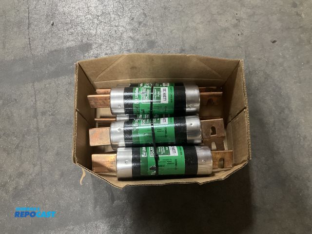 Lot 2-23042 - Lot of (6) littelfuse powr-pro class RK1 current limiting dual element LLRSK 300 A heavy duty fuses