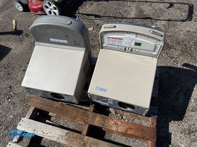 Lot 2-93497 - Oasis PG8ACSL-D311 and Elkay EZFSTL8 1E Drinking Water Cooler Drinking Fountains