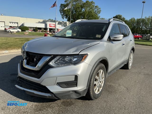 Lot 2-64233 - 2020 Nissan Rogue SV SUV FWD
