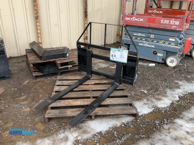 Lot 2-44529 - New AGT  SAII100 Skid Steer Fork Attachment  48” Quick Attach