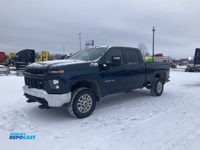 Lot 2-42813 - 2020 Chevrolet 2500HD Crew Cab Standard Box Pickup Truck 4x4