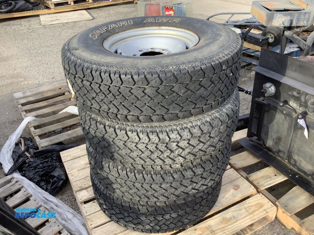 Lot 2-35271 - 4 Kelly safari AWR LT255/85R16 radial tires with rims