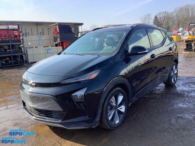 Lot 2-41876 - 2022 Chevrolet Bolt EUV 1LT Hatchback FWD