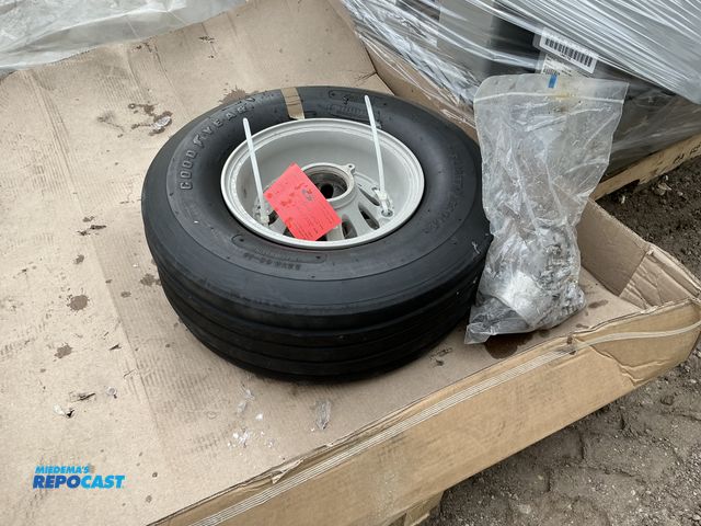 Lot 2-63120 - 1 (1) good year flight eagle aircraft tire 2000179668 load rating 7900lbs 190mph 12PLY rating