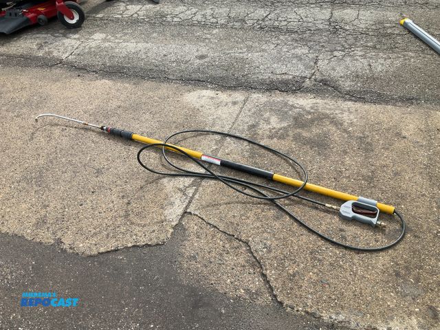 Lot 2-94835 - General Pump Giraffe Telescoping Pressure Washing Wand With Gun &amp; sprat Tip -  Maximum Extension...