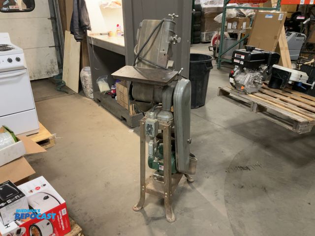 Lot 2-94703 - Delta Rockwell Belt Sander