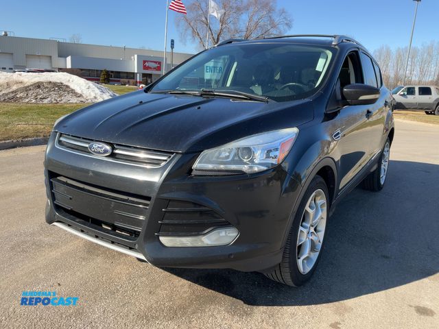 Lot 2-15602 - 2013 Ford Escape Titanium SUV 4x4