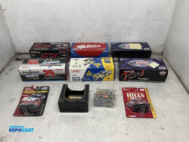 Lot 2-96397 - Lot of (4) mini car collectibles, a Racing Champions 1993 premier edition collectible, (2) 1:64 scal...