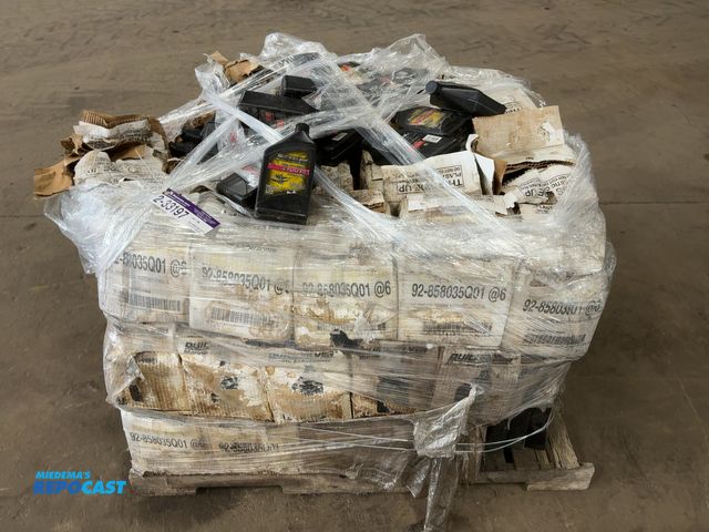 Lot 2-33197 - Skid of Approx. (500) Quarts of Quicksilver Marine Lubricants Full Synthetic PWC 2-Cycle Oil, New Ol...