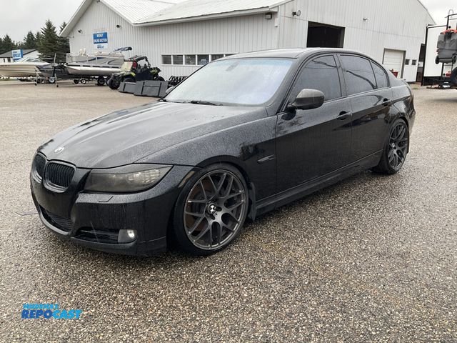 Lot 2-61239 - 2011 BMW 3-Series Sedan AWD