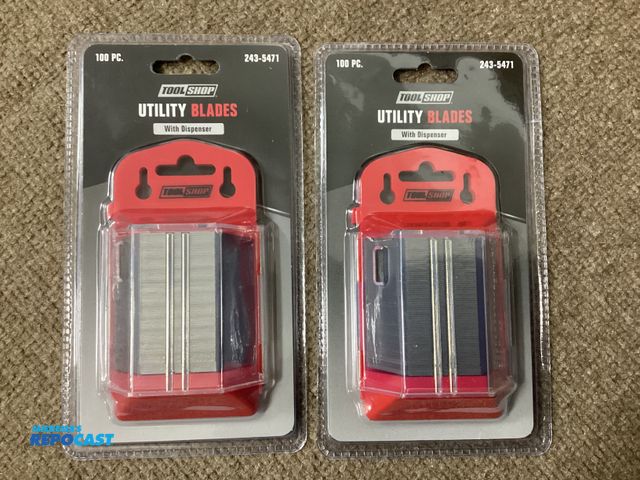 Lot 2-77661 - New Two new Tool Shop 100 packs of utility knife blades in hanging dispenser pack.