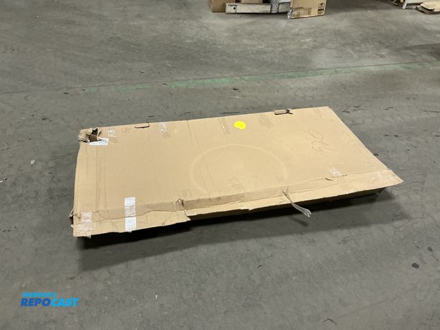 Lot 2-92524 - Soft trifold tonneau cover for a 2026 current ford ranger 5.0