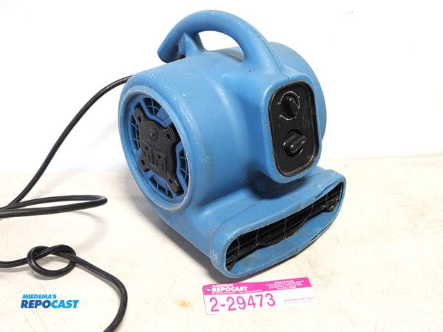 Lot 2-29473 - Xpower Air mover, working